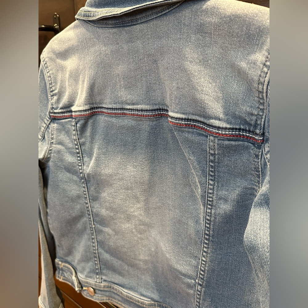 Tommy Hilfiger Light Blue Jean Jacket - Picture 6 of 7